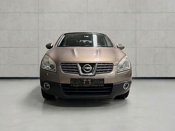 Nissan Qashqai 2 of 17