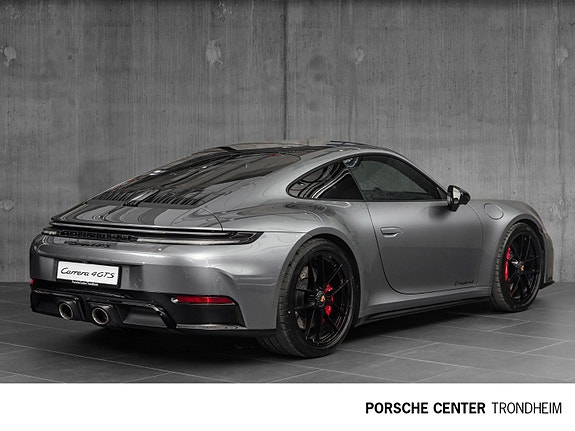 Porsche 911 8 of 30
