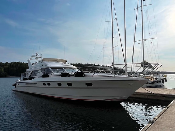 1991 Princess 55 Fly 3 Cabiner + Crewcabin 2 X VP Tamd 122 480 Hk 2 of 14