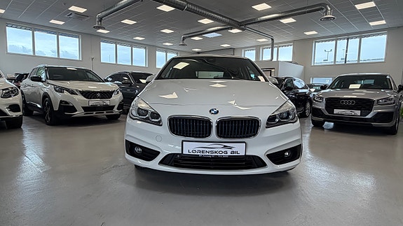 BMW 225xe 6 of 30
