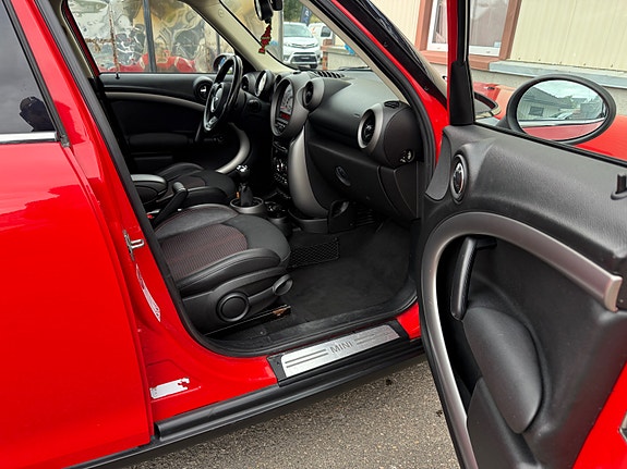 MINI Cooper 27 of 28