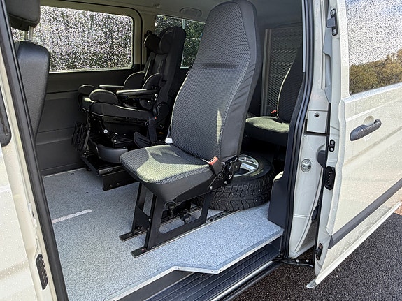 Mercedes-Benz Vito 113 8 of 9