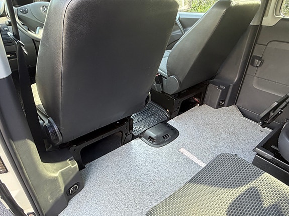 Mercedes-Benz Vito 113 7 of 9