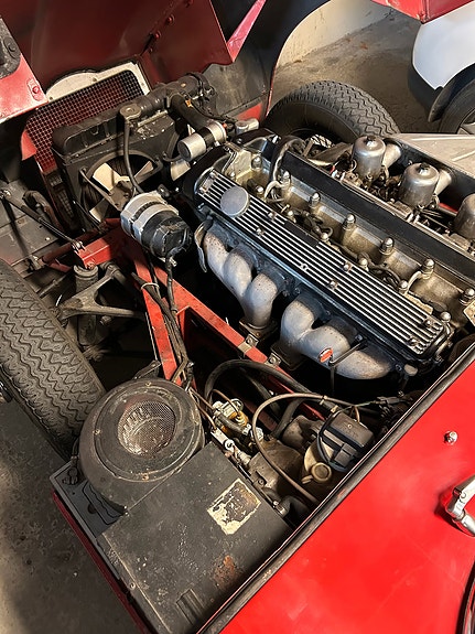 Jaguar E-TYPE 10 of 11