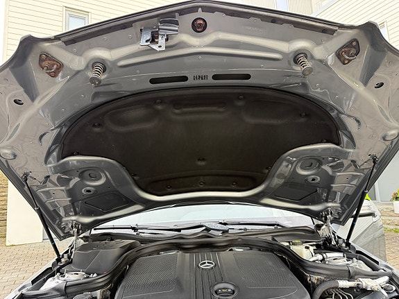 Mercedes-Benz E250 d 23 of 30
