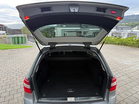 Mercedes-Benz E250 d 20 of 30