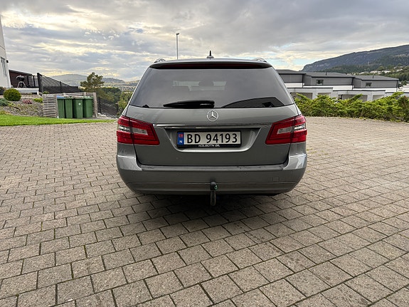 Mercedes-Benz E250 d 6 of 30