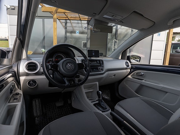 Volkswagen e-Up! 16 of 30