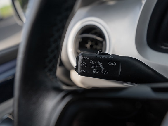 Volkswagen e-Up! 25 of 30