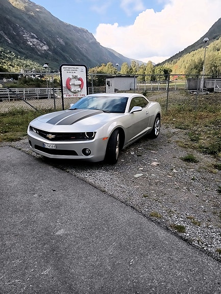 Chevrolet Camaro 3 of 24
