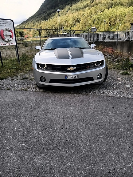 Chevrolet Camaro 12 of 24