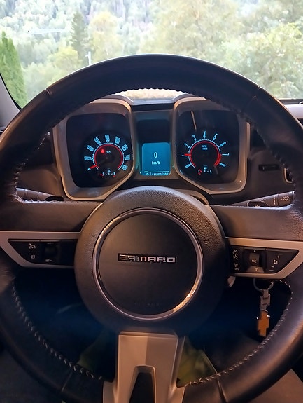 Chevrolet Camaro 4 of 24