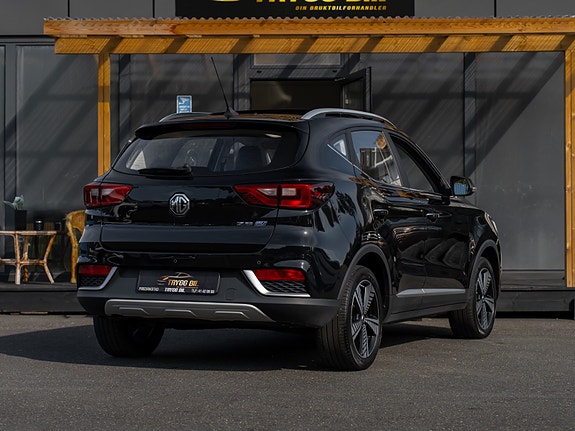 MG ZS EV 7 of 30