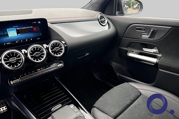 Mercedes-Benz EQA300 18 of 30
