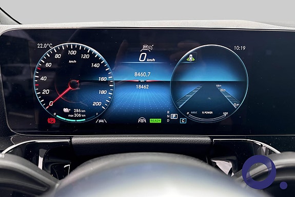Mercedes-Benz EQA300 15 of 30