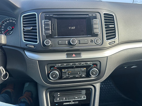 Volkswagen Sharan 7 of 18