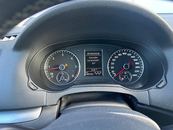 Volkswagen Sharan 8 of 18