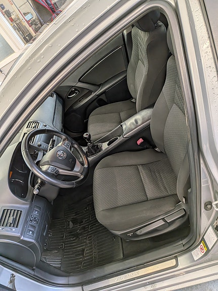 Toyota Avensis 8 of 22
