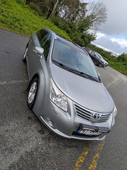 Toyota Avensis 2 of 22