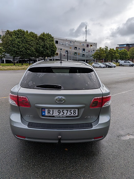 Toyota Avensis 6 of 22