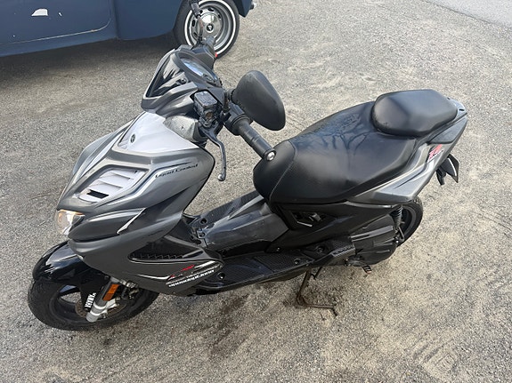 Yamaha 50 Aerox 4 of 10