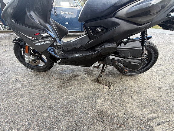 Yamaha 50 Aerox 8 of 10