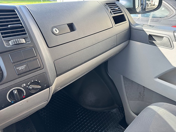 Volkswagen Transporter 14 of 15