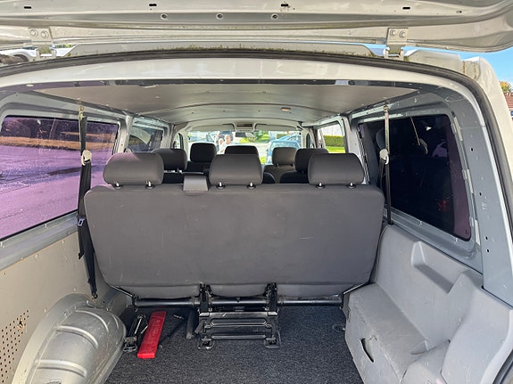Volkswagen Transporter 11 of 15