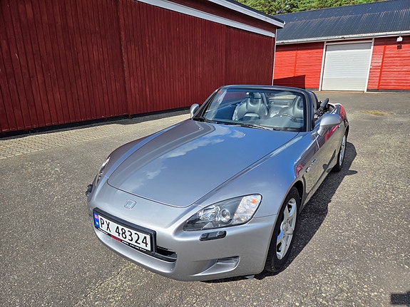 Honda S2000 2 of 14