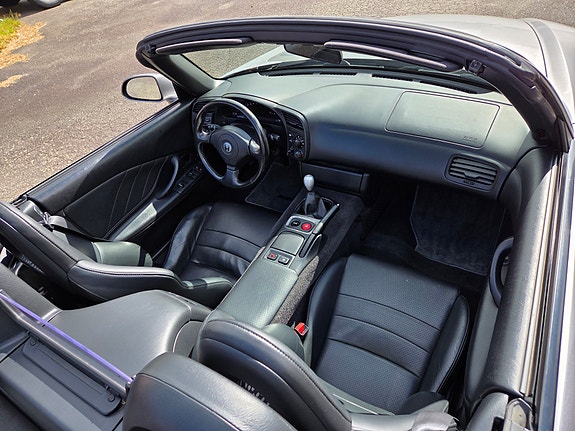 Honda S2000 7 of 14
