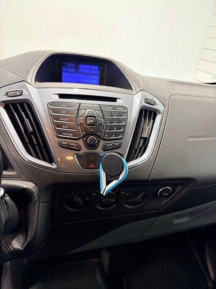 Ford Transit Custom 17 of 24