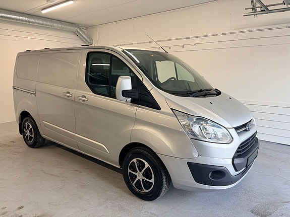 Ford Transit Custom 3 of 24