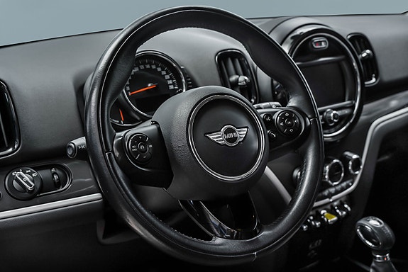 MINI Countryman Cooper SE 14 of 30