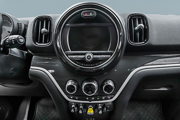 MINI Countryman Cooper SE 23 of 30