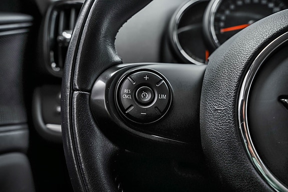 MINI Countryman Cooper SE 19 of 30