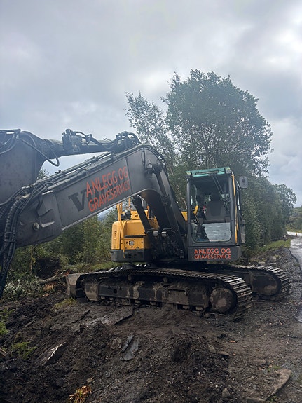 Volvo ECR 235 EL med lite timer /dozerskjær og GPS 7 of 17