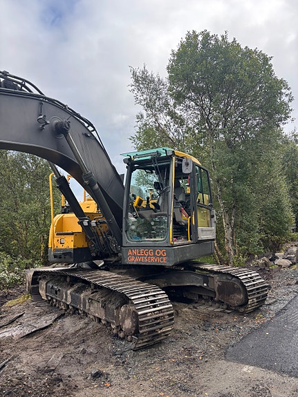 Volvo ECR 235 EL med lite timer /dozerskjær og GPS 3 of 17