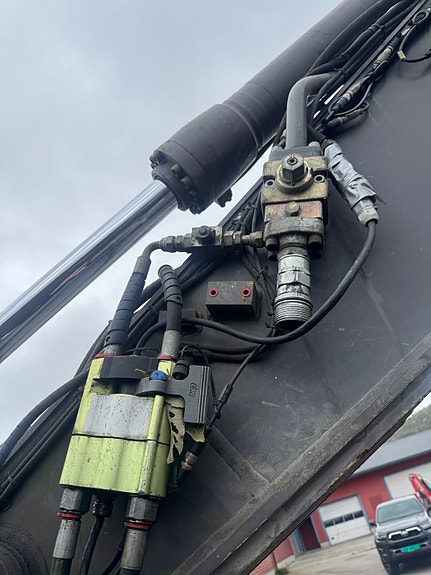 Volvo ECR 235 EL med lite timer /dozerskjær og GPS 17 of 17