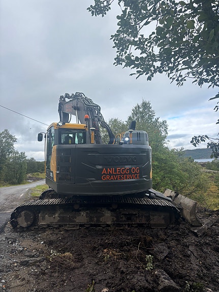 Volvo ECR 235 EL med lite timer /dozerskjær og GPS 12 of 17