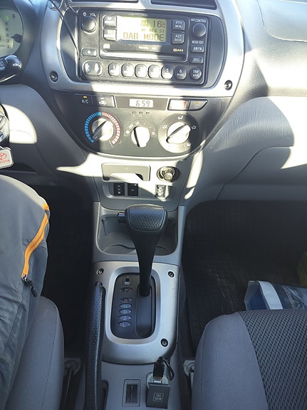Toyota RAV4 11 of 19