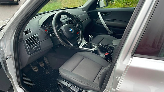 BMW X3 9 of 30