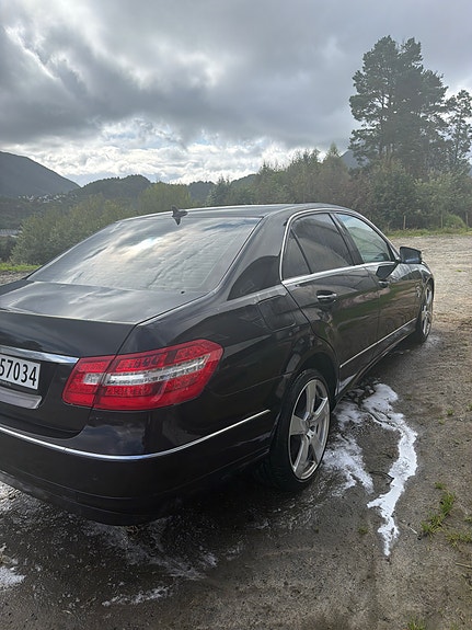 Mercedes-Benz E220 d 10 of 12