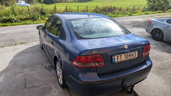 Saab 9-3 2 of 6