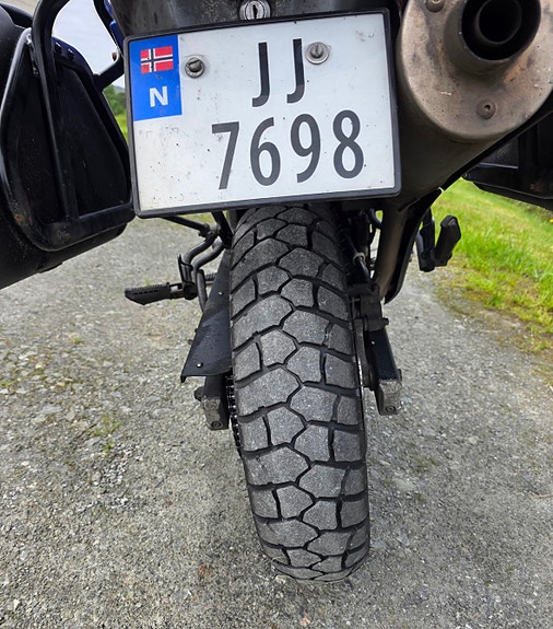Suzuki DL 650 V-Strom 8 of 10