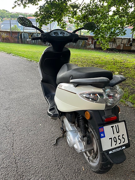 Piaggio Fly 50 8 of 10