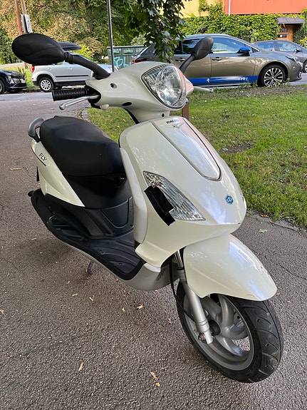 Piaggio Fly 50 3 of 10