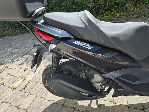 Piaggio MP3 300 HPE 6 of 9