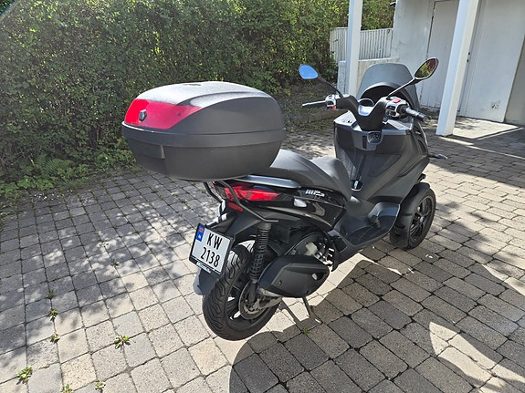 Piaggio MP3 300 HPE 5 of 9
