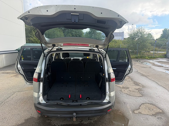 Ford S-MAX 11 of 30