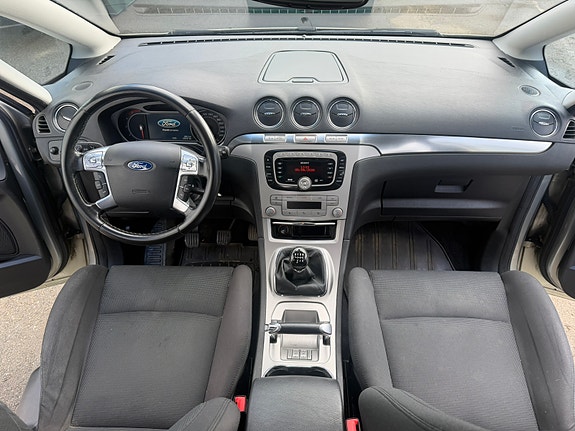Ford S-MAX 29 of 30